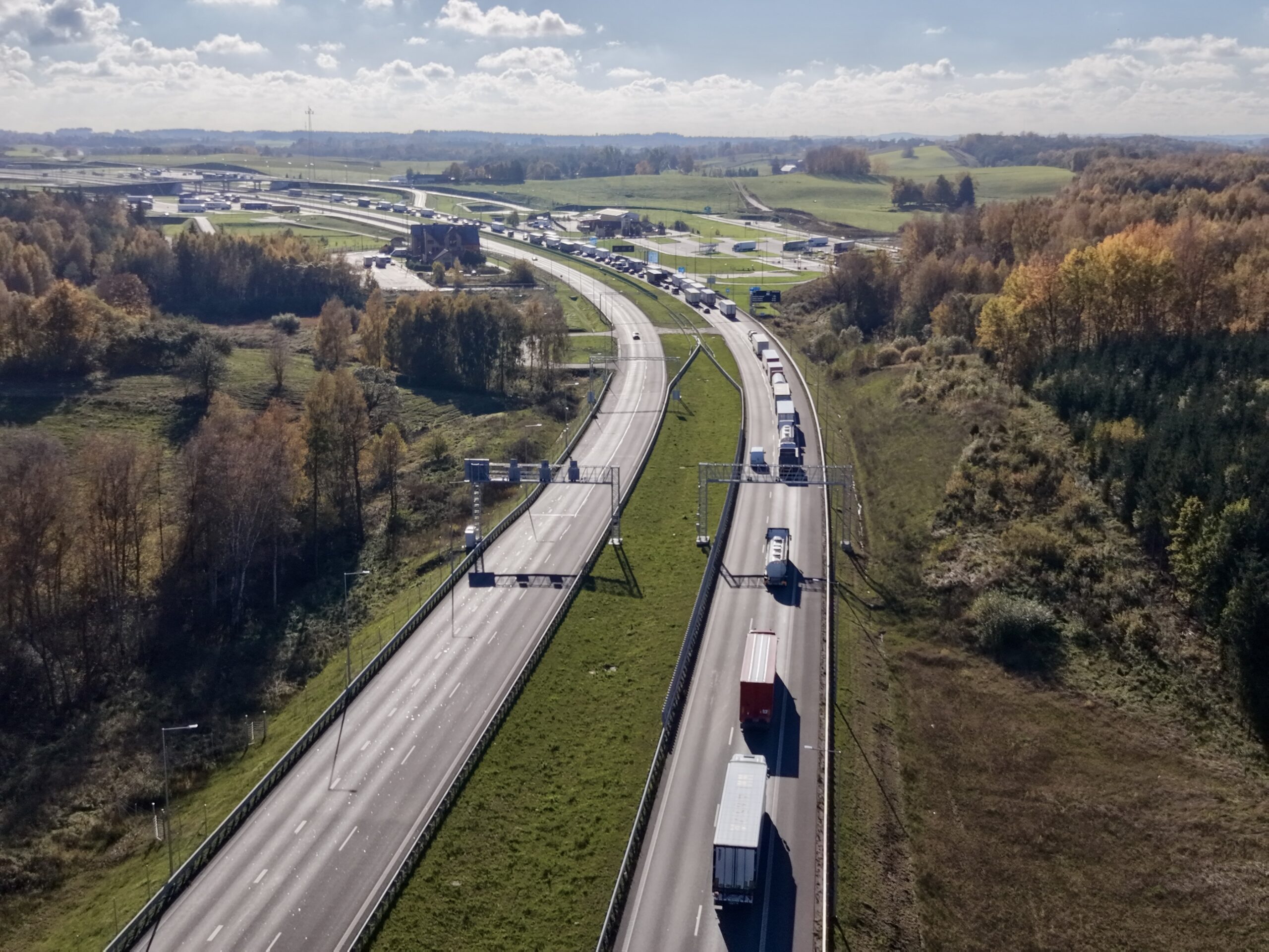 Naujajai „Via Toll“ sistemai pakaks išmaniojo telefono: kuo išsiskirs Lietuvoje diegiama technologija